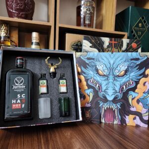 hop-ruou-jagermeister-charakter-scharf-hot-ginger-rong-xanh-kaido